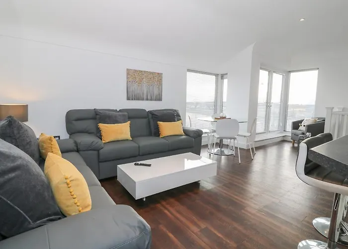 8 Marina View