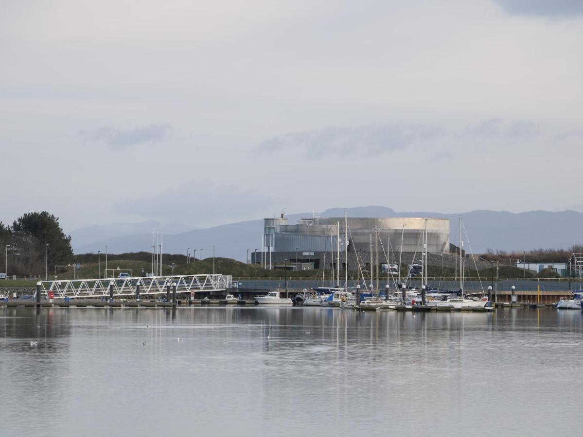 8 Marina View Holiday home *